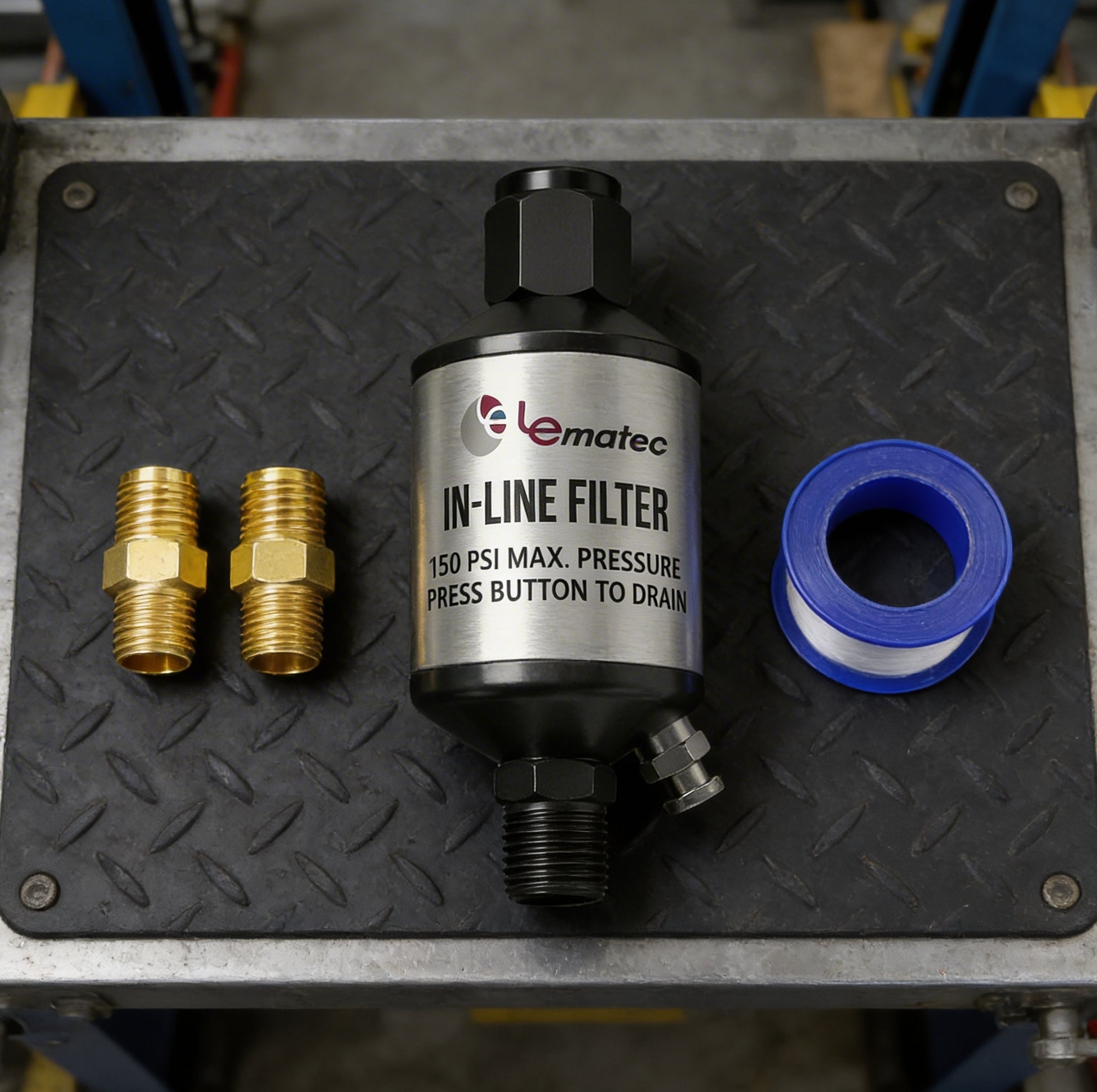 1/4" NPT Air Compressor Water Separator - 150 PSI Professional Filter System (AI303-C1) with push button drain valve.