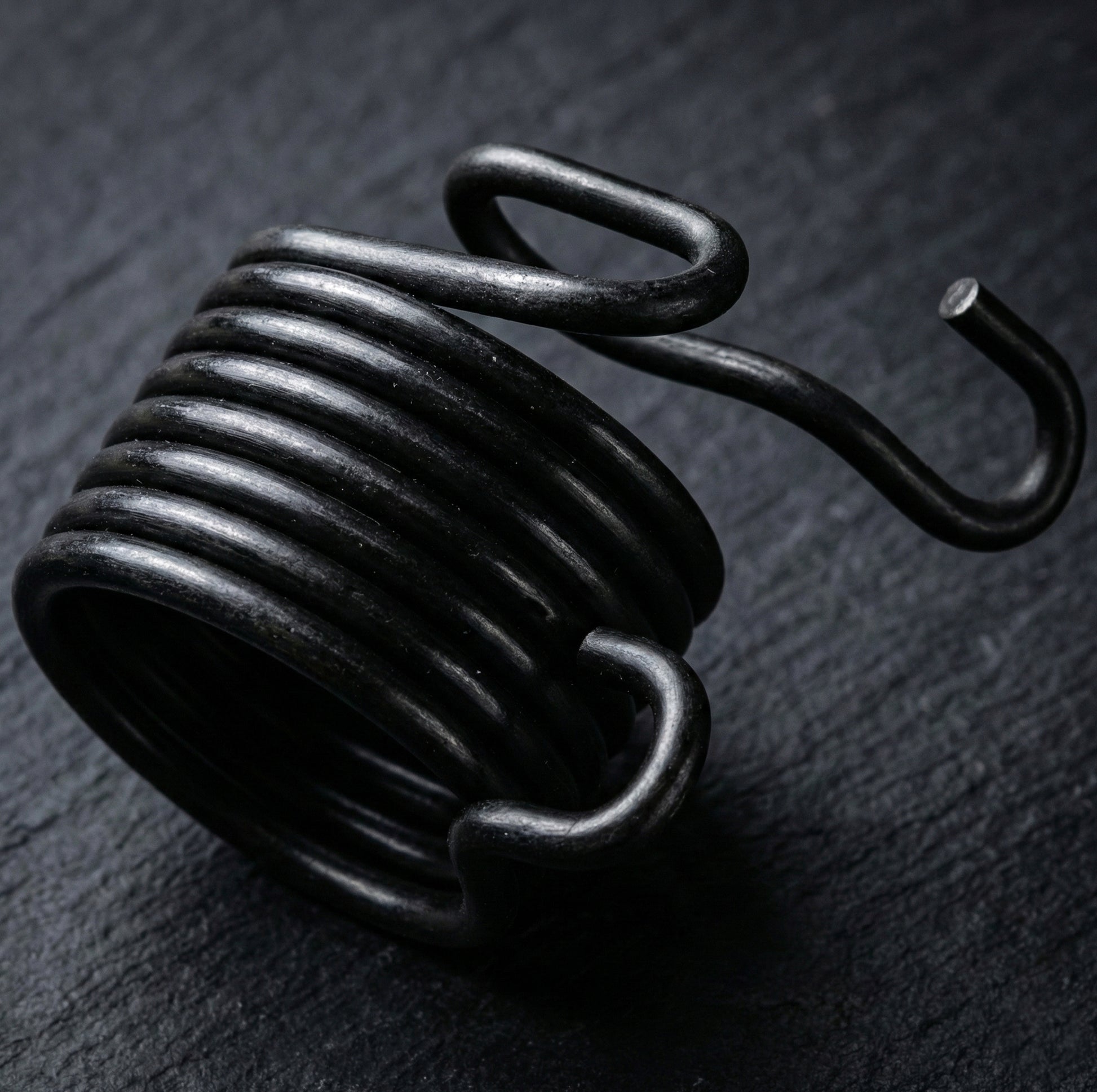 Professional Air Hammer Spring Retainer LE-120 - High-Tension Durable Steel Spring for long-lasting performance in heavy-duty pneumatic tools