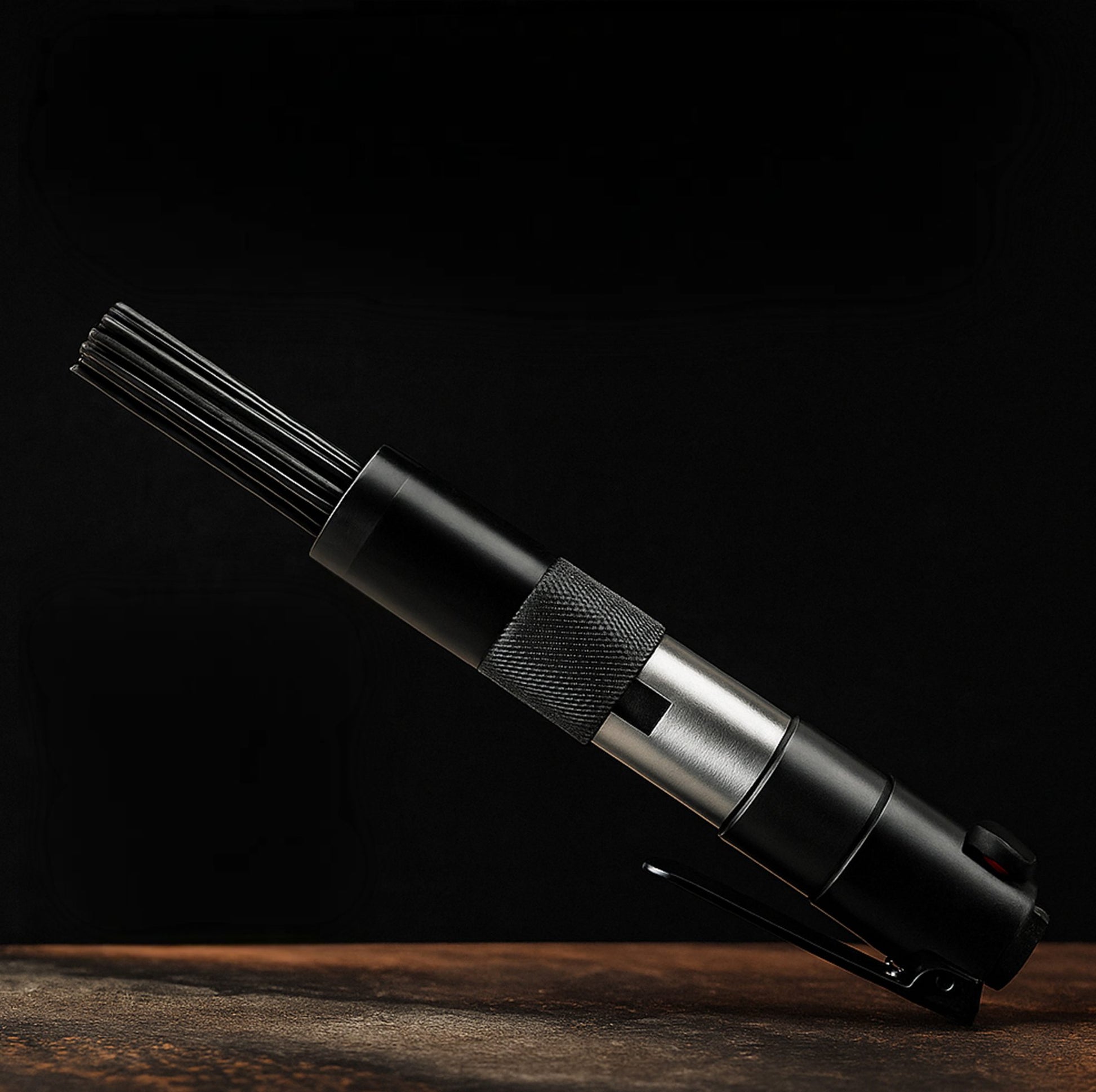 LE-AN67 pneumatic needle scaler rust remover product beauty shot on workbench