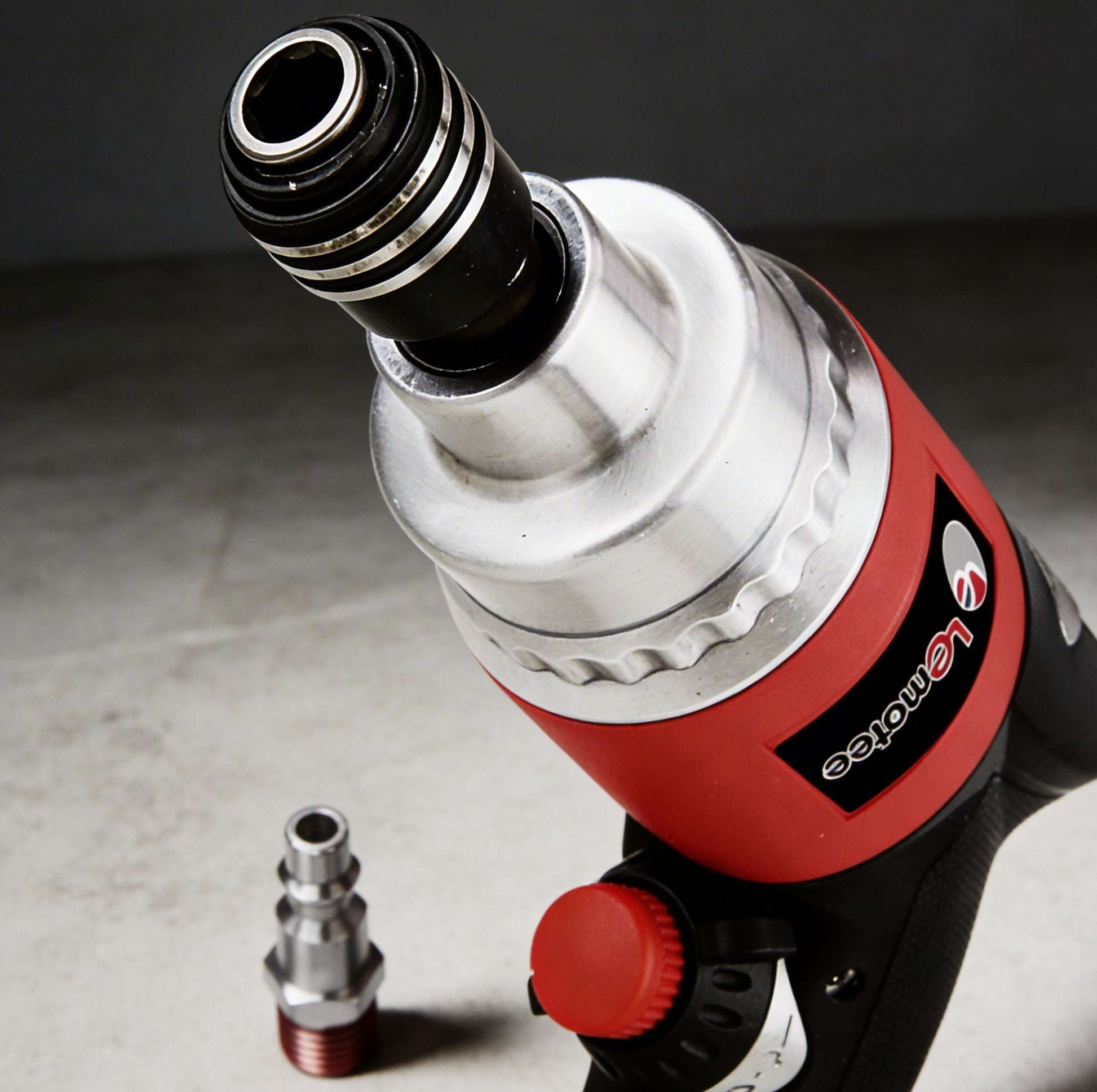 LE-ID413 professional compact air impact driver with 13,000 RPM speed, twin hammer mechanism, and ergonomic grip for heavy-duty fastening tasks.