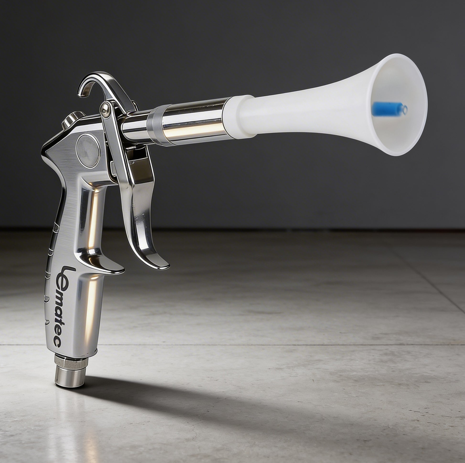 Professional Tornado Air Gun LE-Wt-0100NI - High Pressure Cleaning Tool for Air Compressor with specialized nozzle for deep interior detailing.