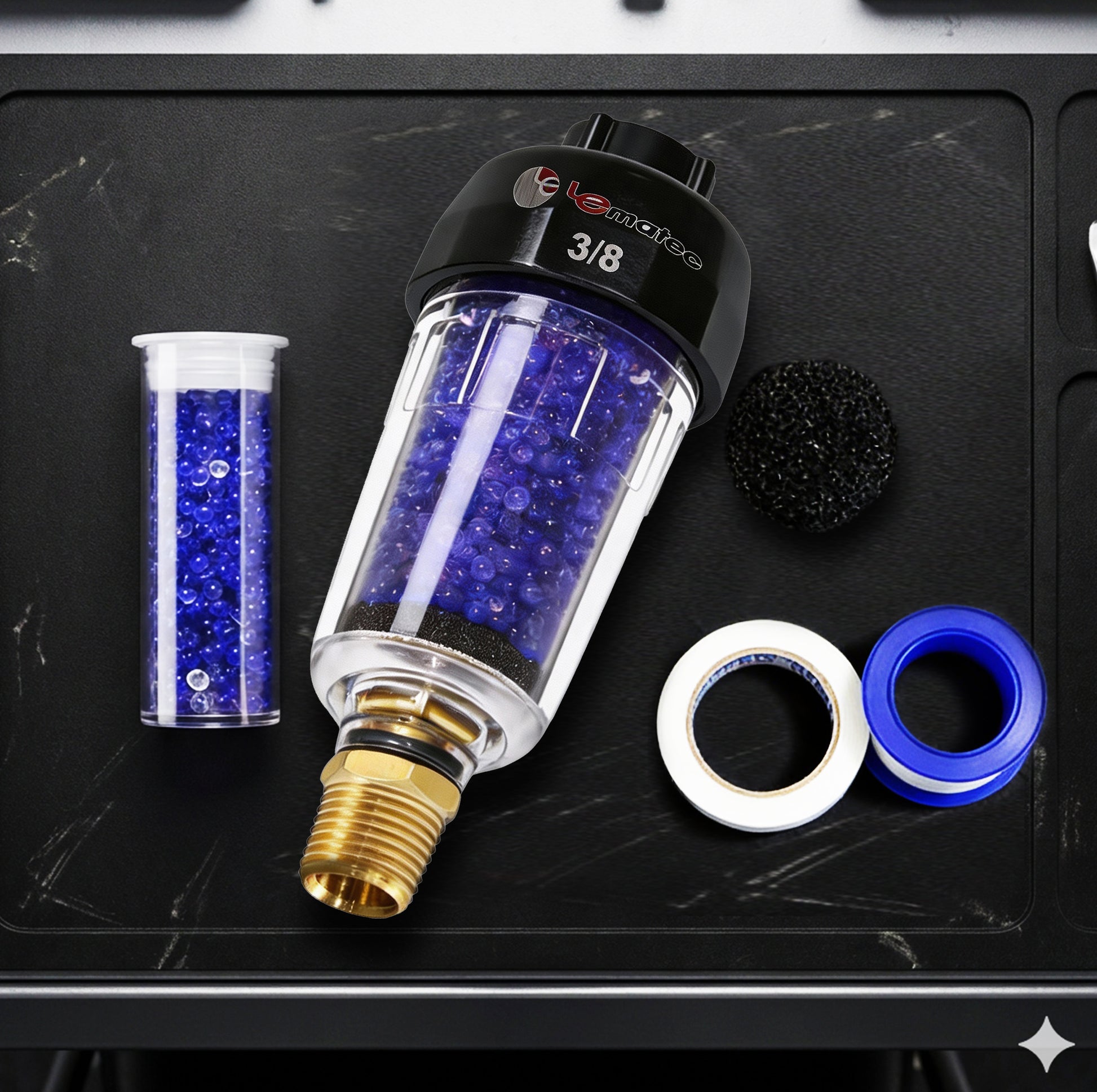 Professional ZN312E-3 3/8" Desiccant Air Filter - Ensures clean, dry, and oil-free compressed air for precision spray painting and sandblasting.